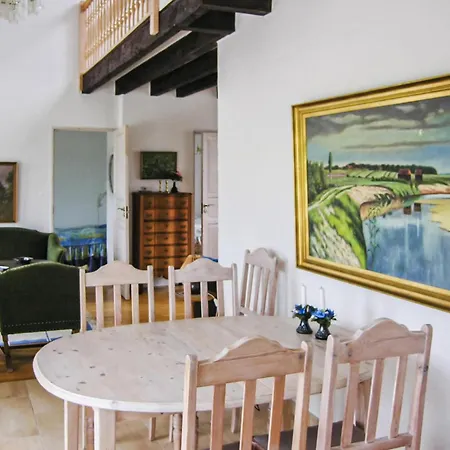 4 Bedroom Beautiful Home In Vesløs *